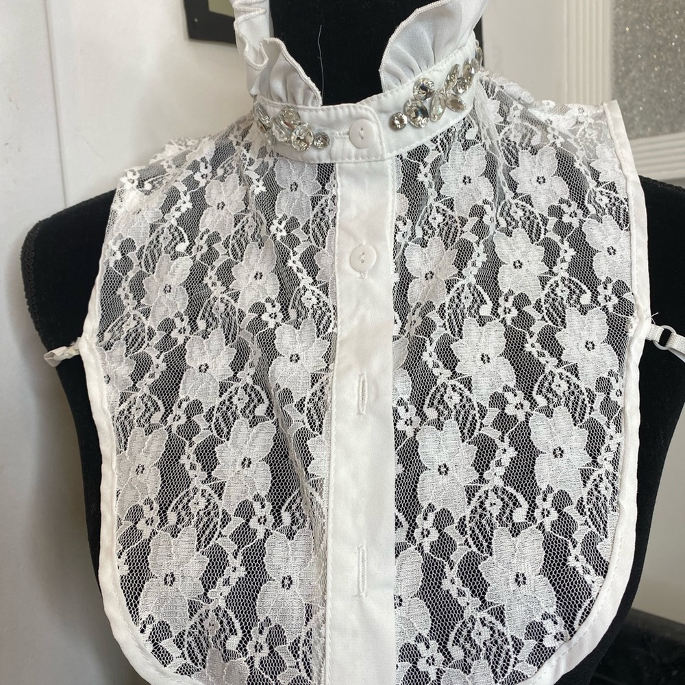 Vintage Inspired Jeweled Lace Dickey Collar